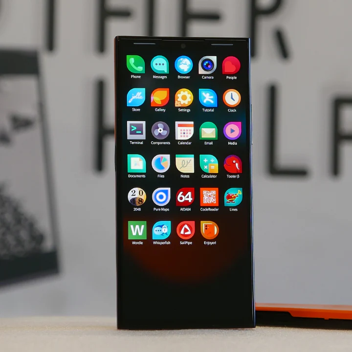 Jolla Phone (Sep 2026) - Image 3